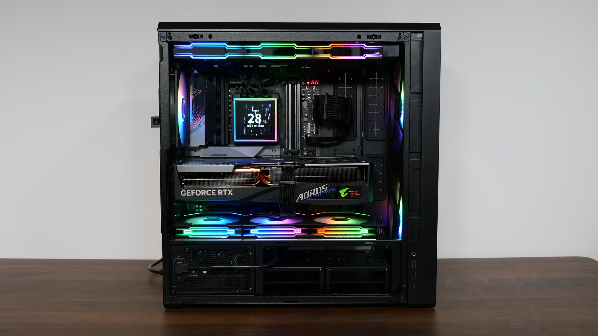 Unboxing & Overview: Lian Li SX1200P ATX 3.1 Power Supply Unit